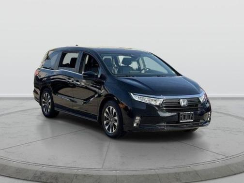 Crystal Black Pearl 2023 Honda Odyssey EX-L