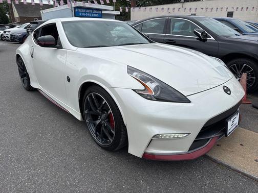 2019 Nissan 370Z NISMO