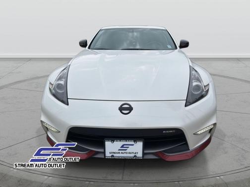 2019 Nissan 370Z NISMO