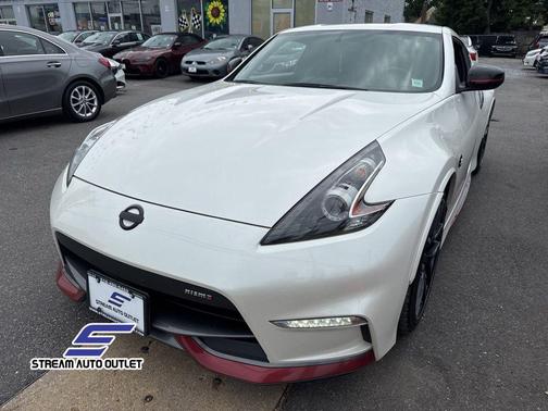 2019 Nissan 370Z NISMO