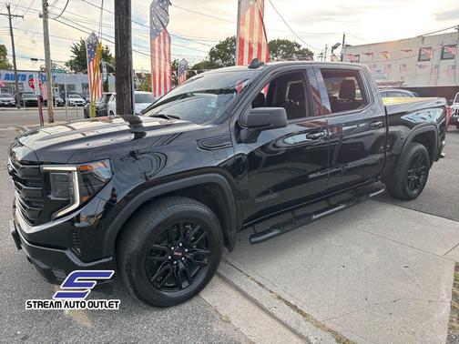 2022 GMC Sierra 1500 Elevation