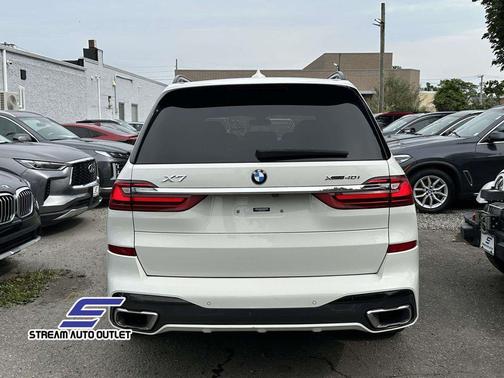 2021 BMW X7 xDrive40i
