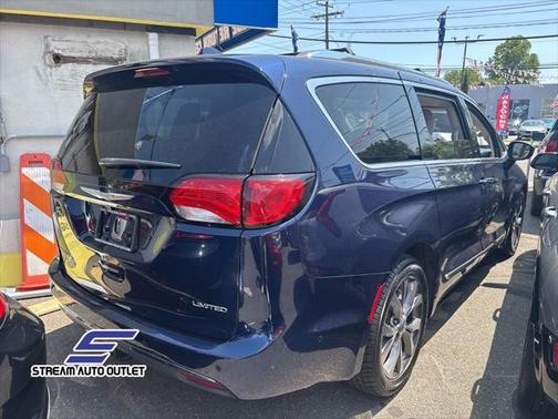 2017 Chrysler Pacifica Limited