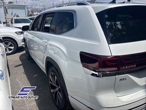 2025 Volkswagen Atlas 2.0T SEL Premium R-Line 4MOTION