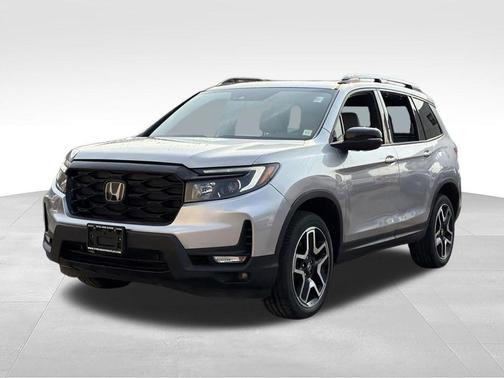 Silver Metallic 2022 Honda Passport AWD Elite