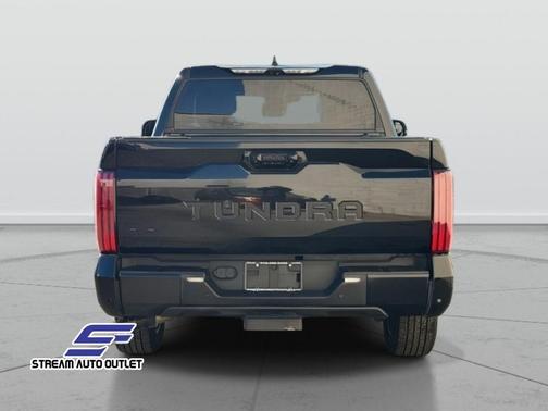 2022 Toyota Tundra Hybrid Platinum