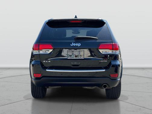 Diamond Black Crystal Pearlcoat 2021 Jeep Grand Cherokee Limited