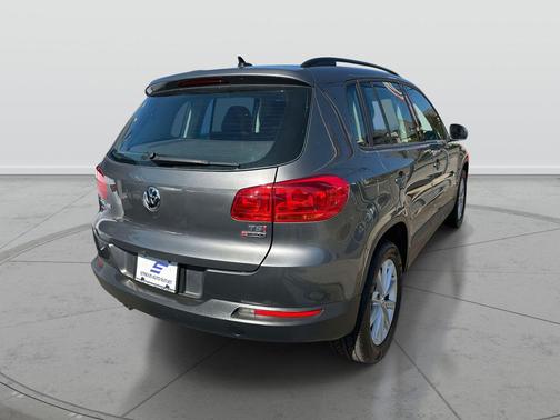 2018 Volkswagen Tiguan Limited 2.0T 4MOTION