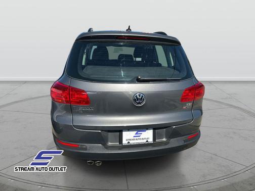 2018 Volkswagen Tiguan Limited 2.0T 4MOTION