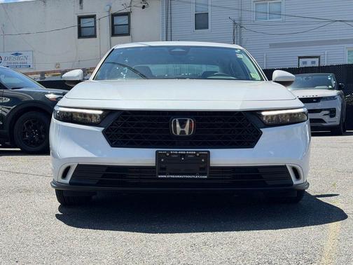 Platinum White Pearl 2023 Honda Accord EX