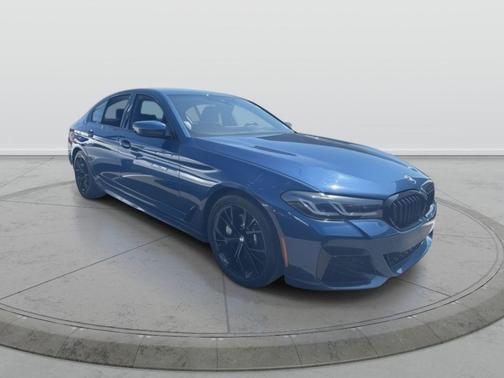 2022 BMW 530 i xDrive