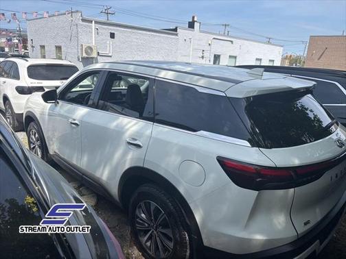 2022 INFINITI QX60 Pure