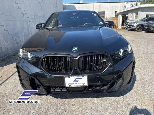 2024 BMW X6 M60i