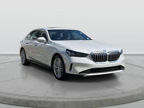 2024 BMW 530 i xDrive