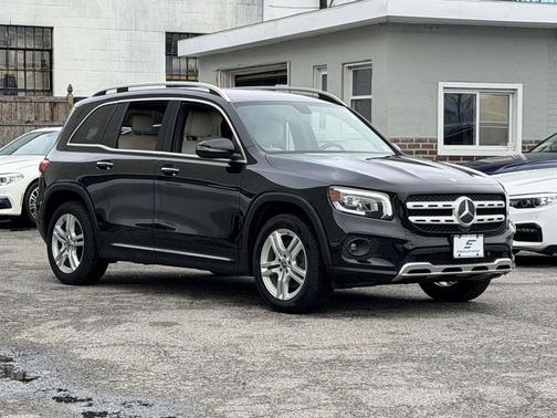 Cosmos Black Metallic 2020 Mercedes-Benz GLB 250 4MATIC SUV