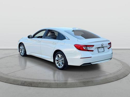 Champagne Frost Pearl 2018 Honda Accord LX