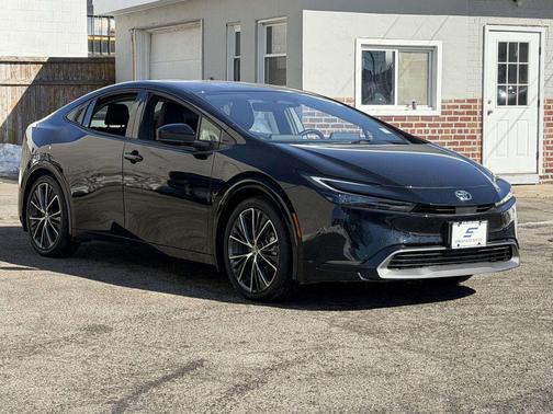 2024 Toyota Prius XLE