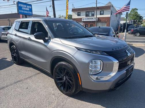 2022 Mitsubishi Outlander Black Edition S-AWC