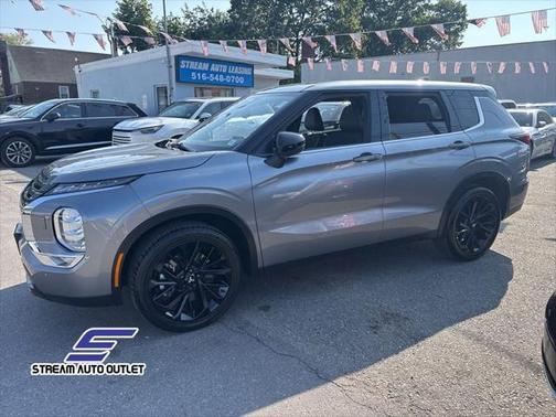 2022 Mitsubishi Outlander Black Edition S-AWC