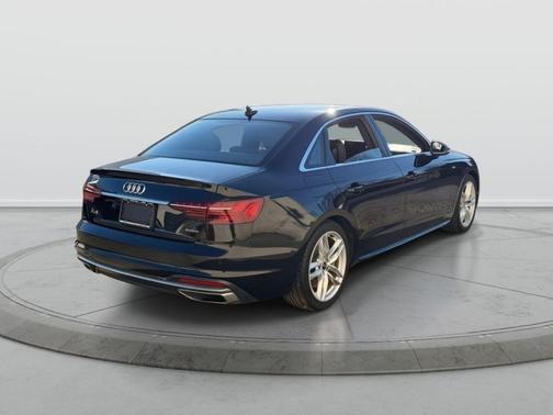 2023 Audi A4 45 S line Premium Plus