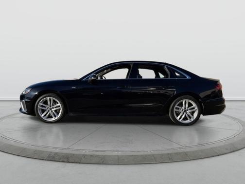 2023 Audi A4 45 S line Premium Plus