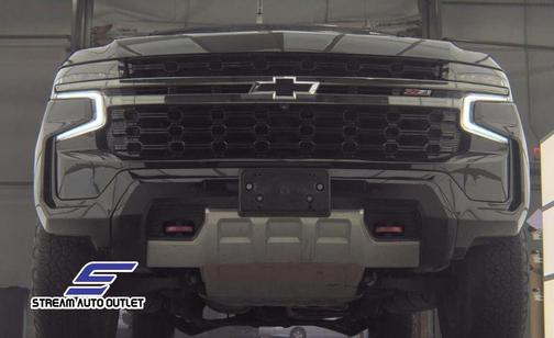 2022 Chevrolet Suburban 4WD Z71
