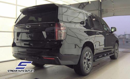 2022 Chevrolet Suburban 4WD Z71