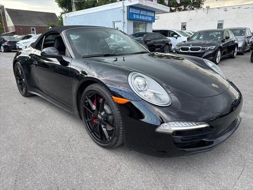 2013 Porsche 911 Carrera 4S Cabriolet