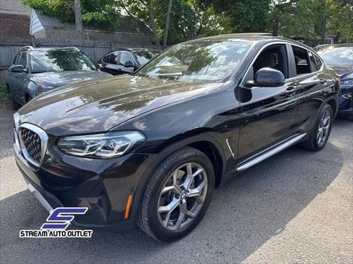 2024 BMW X4 xDrive30i