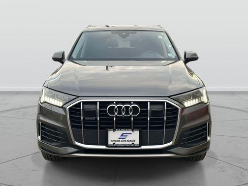 2024 Audi Q7 45 Premium Plus