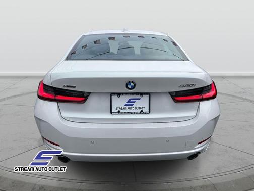 2024 BMW 330 i xDrive
