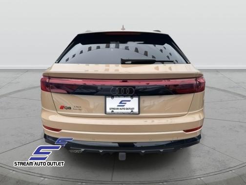 2024 Audi Q8 55 Premium Plus
