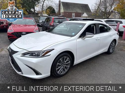 2022 Lexus ES 350 Base