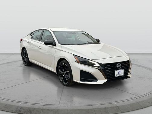 2025 Nissan Altima SR AWD