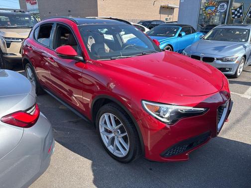 2019 Alfa Romeo Stelvio Ti Sport