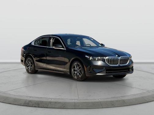Black Sapphire Metallic 2026 BMW 530 xDrive