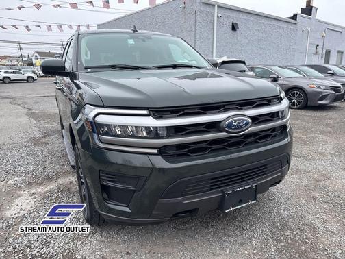 2022 Ford Expedition XLT
