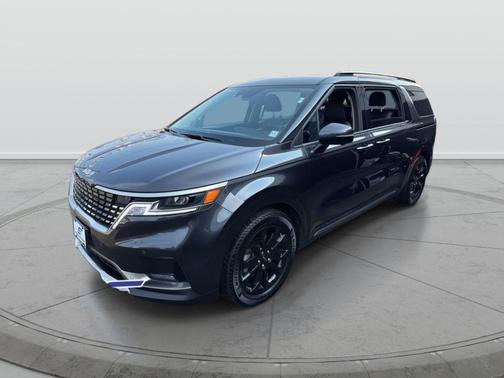 2024 Kia Carnival SX