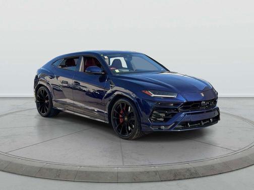 Blue 2022 Lamborghini Urus Base