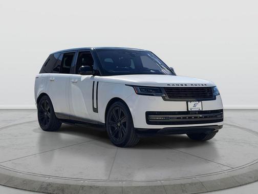 2023 Land Rover Range Rover P530 SE