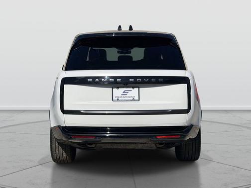 2023 Land Rover Range Rover P530 SE
