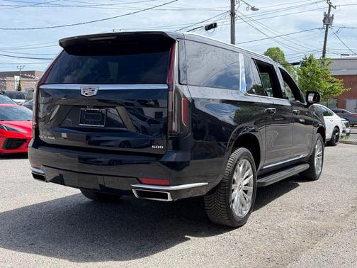 Dark Moon Blue Metallic 2022 Cadillac Escalade ESV Premium Luxury