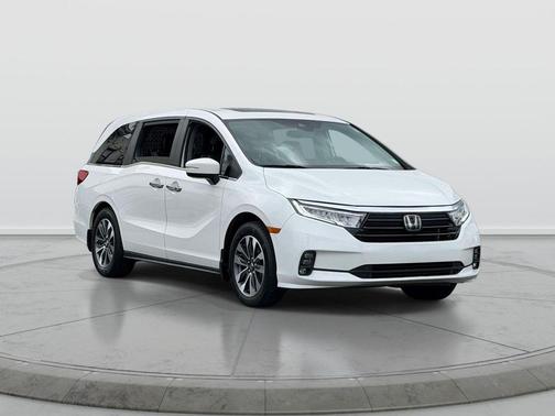 Platinum White Pearl 2021 Honda Odyssey EX-L