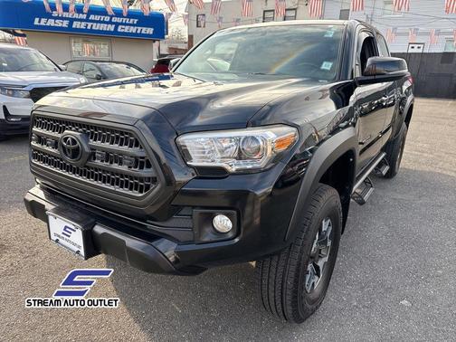2016 Toyota Tacoma TRD Sport