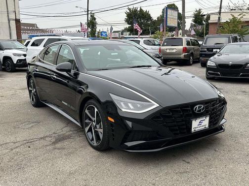 2022 Hyundai SONATA SEL Plus