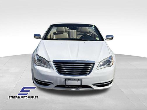 Bright White Clearcoat 2013 Chrysler 200 Limited