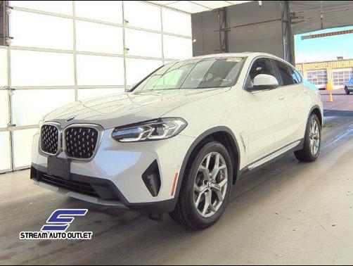 2024 BMW X4 xDrive30i