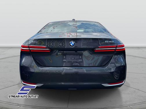 2024 BMW 530 i xDrive