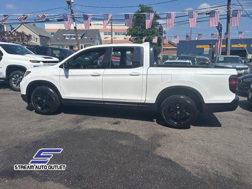 2023 Honda Ridgeline Black