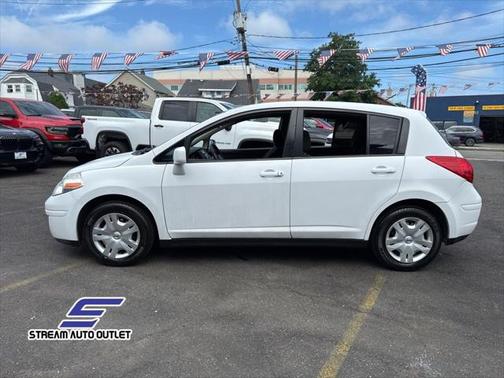 2011 Nissan Versa 1.8 S